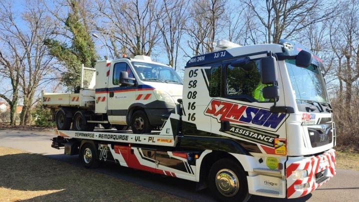 Dépanneur automobile à Castets